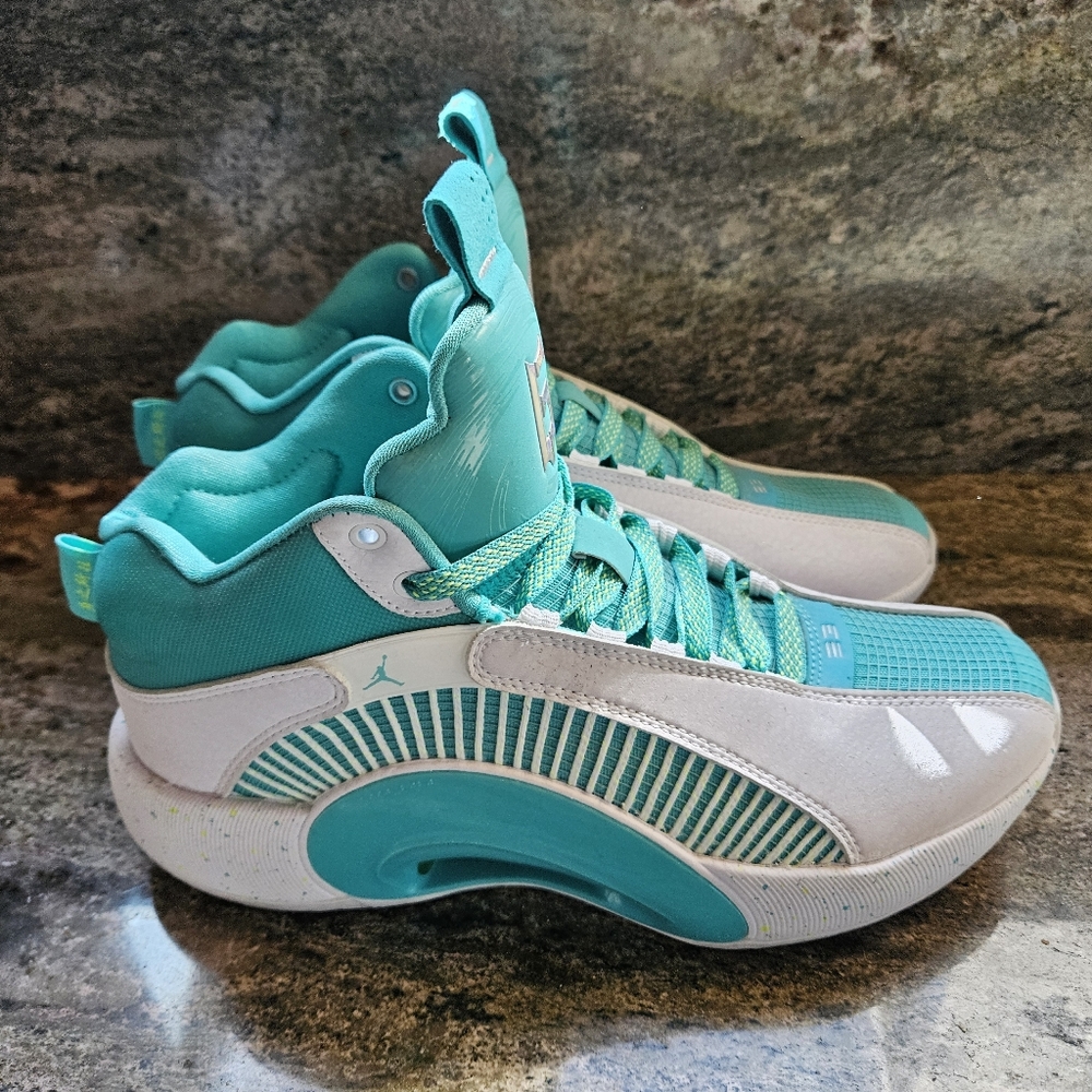 Nike Air Jordan XXXV Guo GS (White/Metallic Silver)